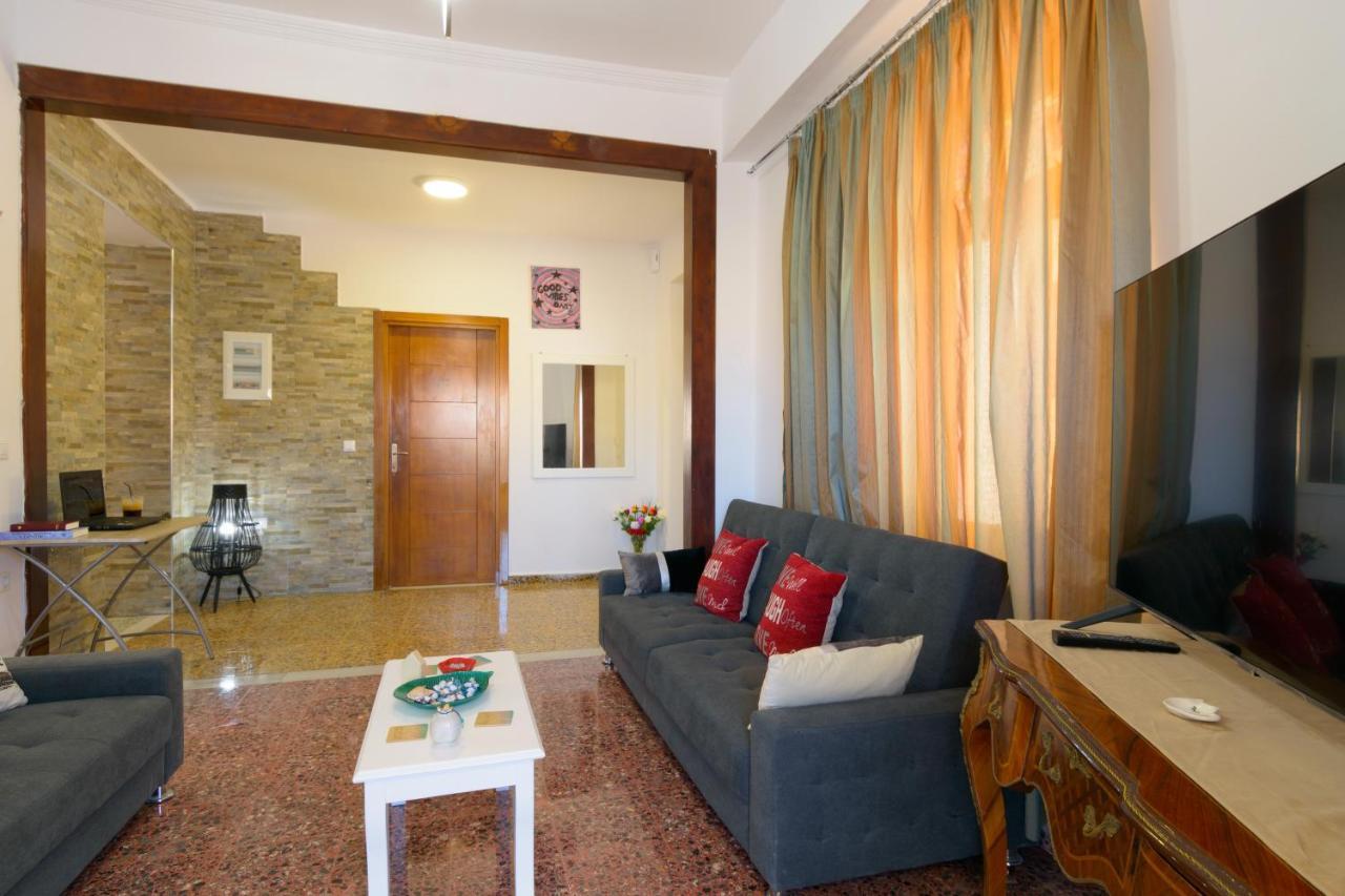House For Families Near The Lake Agios Nikolaos Exterior foto